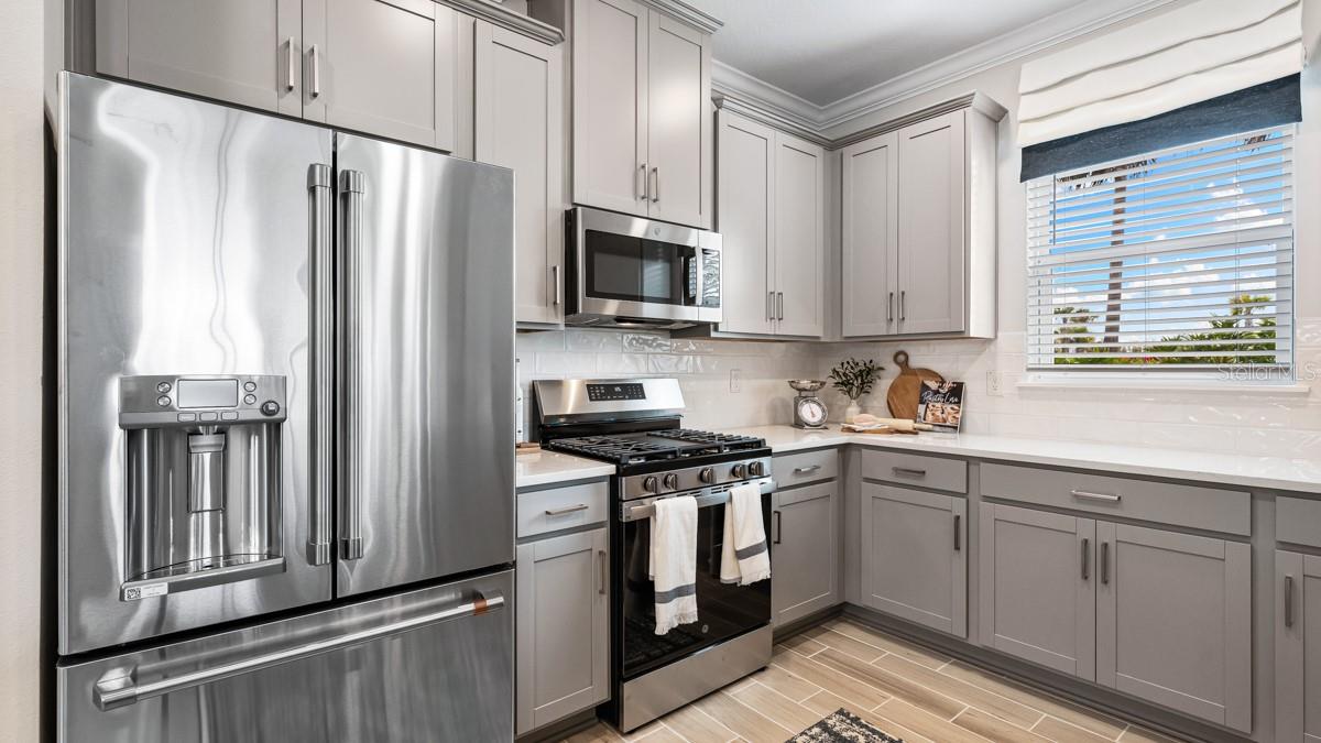 29477 VELLETRI LN, WESLEY CHAPEL, FL, 33543