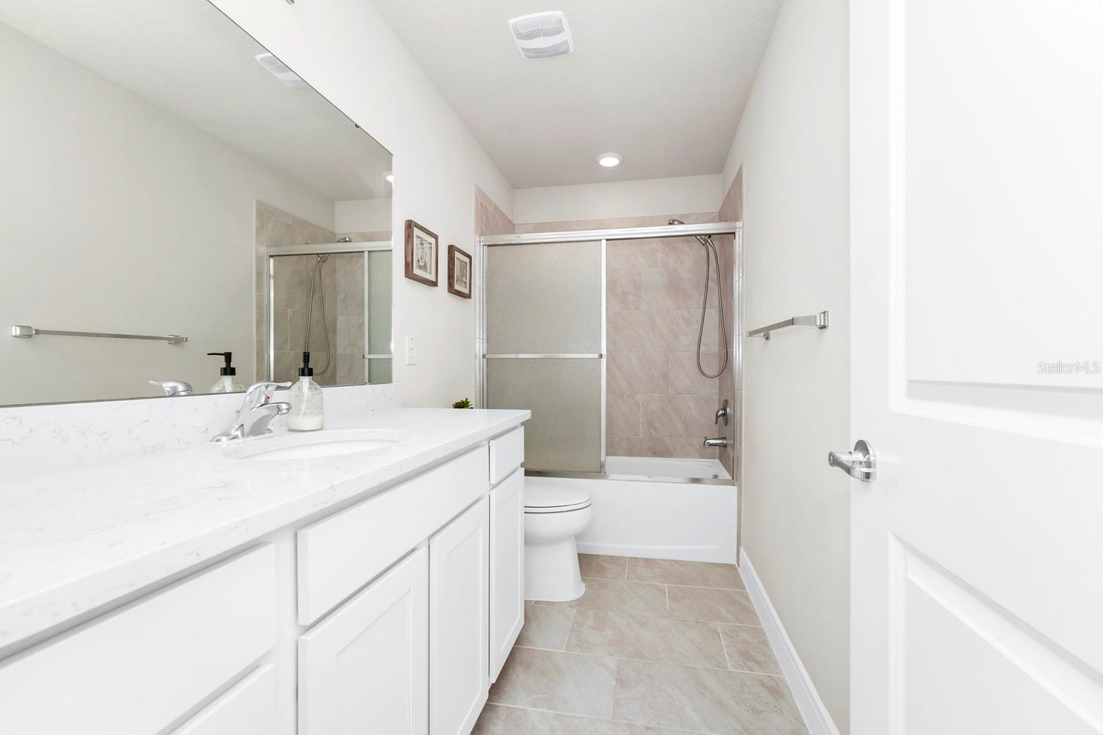 5433 KEATON SPRINGS DR, LAKELAND, FL, 33811