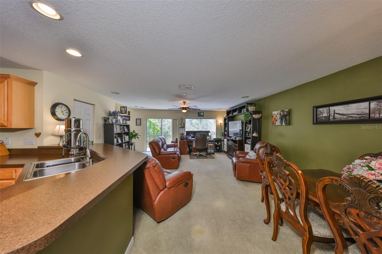 10933 KENSINGTON PARK AVE, RIVERVIEW, FL, 33578