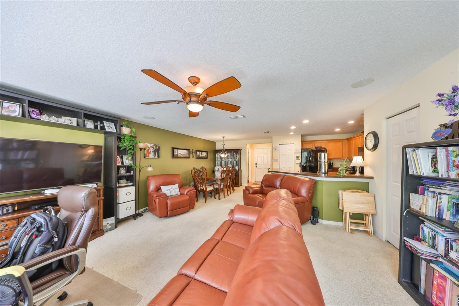10933 KENSINGTON PARK AVE, RIVERVIEW, FL, 33578