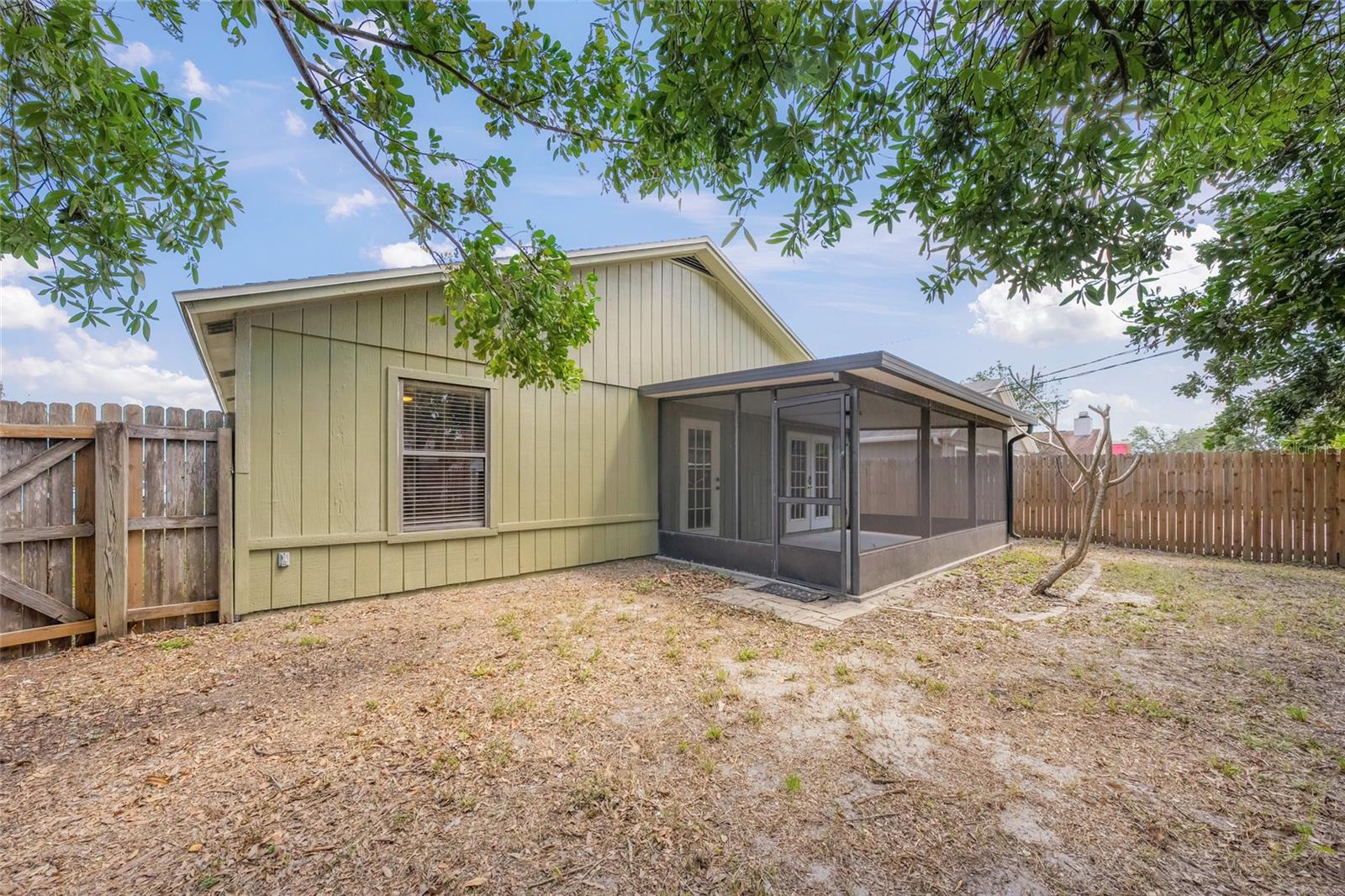 1553 MACKERAL AVE, SARASOTA, FL, 34237