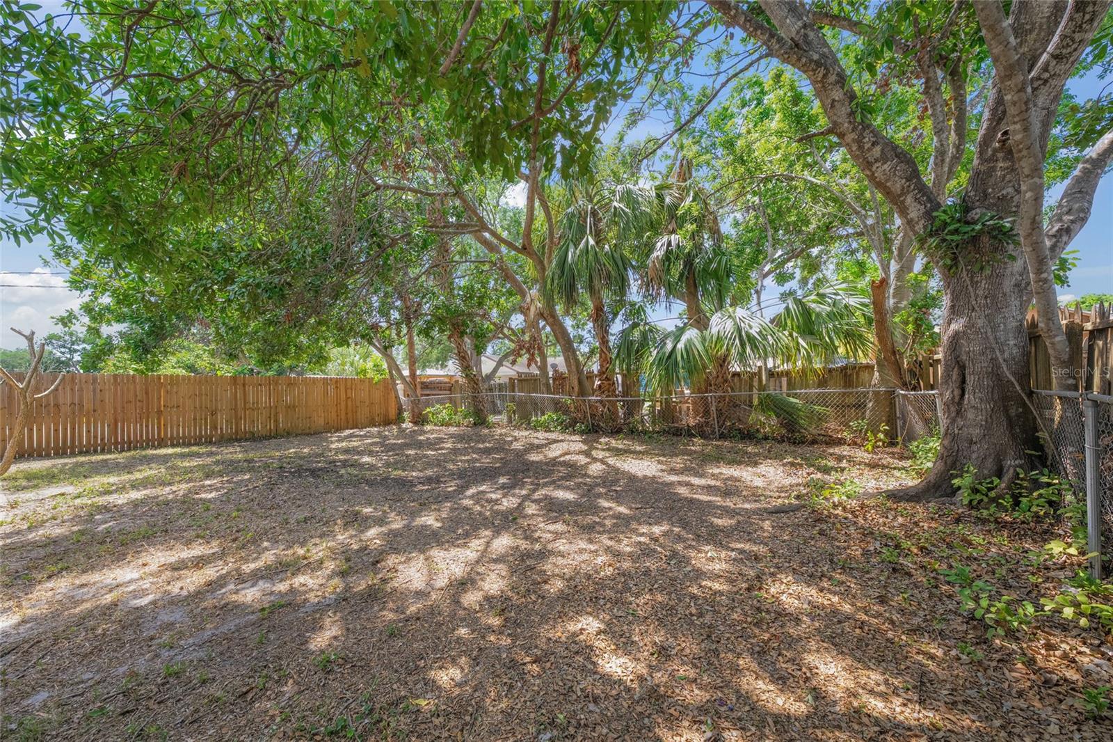 1553 MACKERAL AVE, SARASOTA, FL, 34237