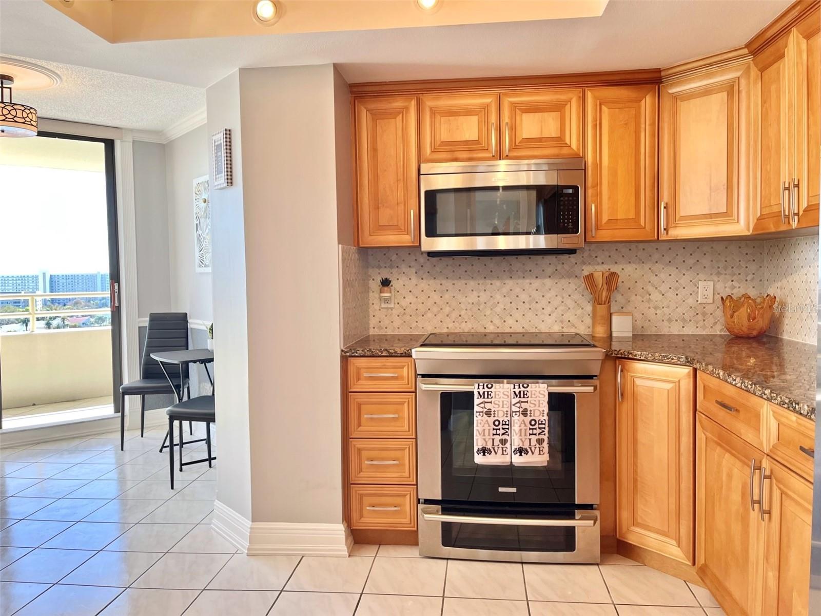 5940 PELICAN BAY PLZ S #1105, GULFPORT, FL, 33707