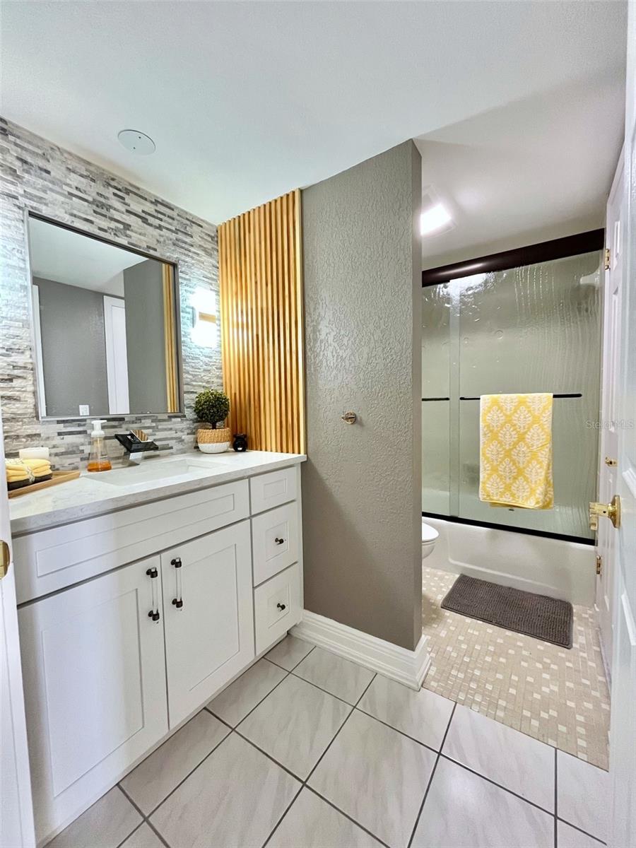 5940 PELICAN BAY PLZ S #1105, GULFPORT, FL, 33707