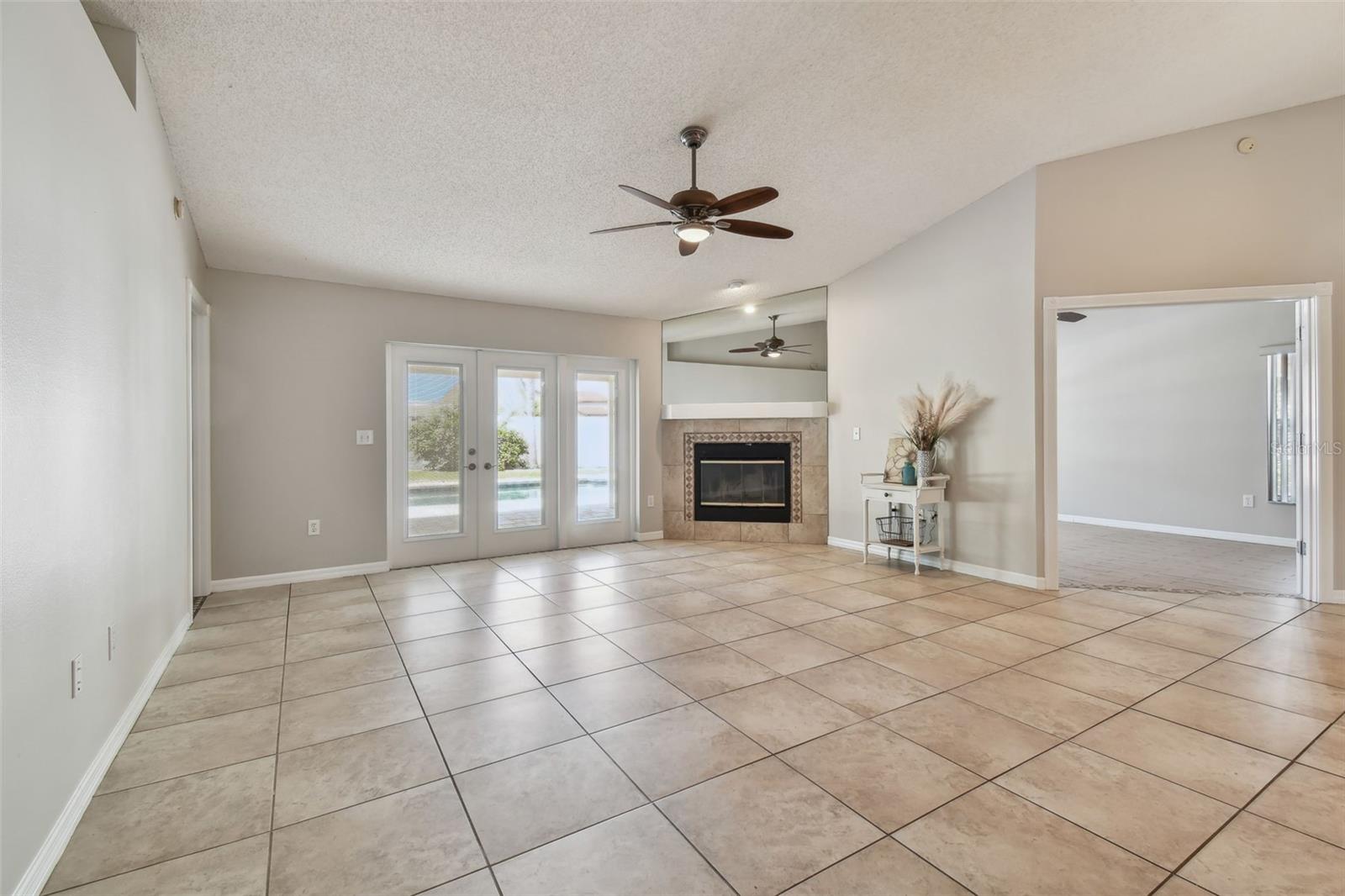 11309 CLAYRIDGE DR, TAMPA, FL, 33635