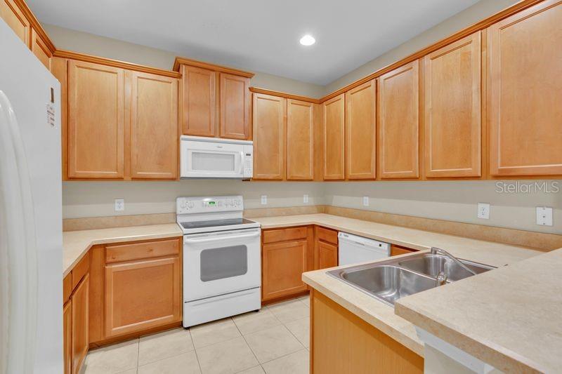 1130 TRAVERTINE TER, SANFORD, FL, 32771