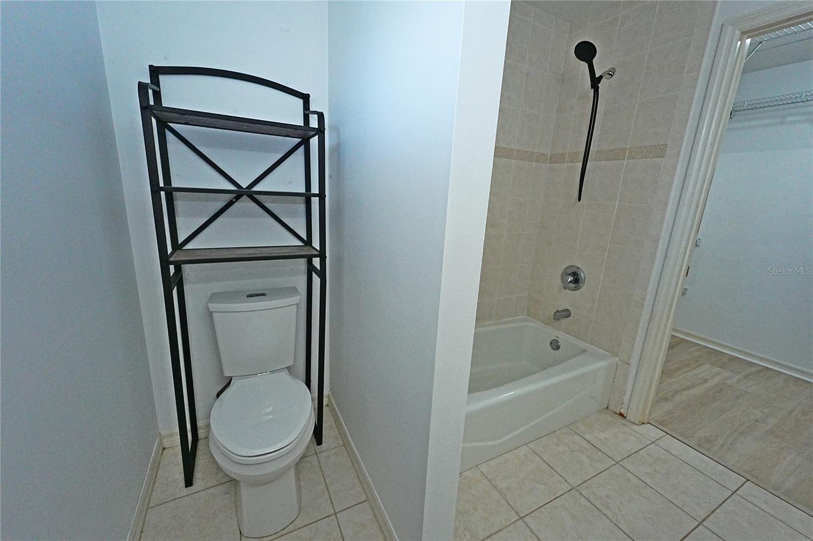 924 EUCLID RD, VENICE, FL, 34293