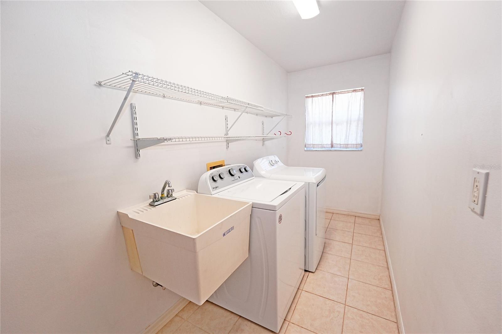 924 EUCLID RD, VENICE, FL, 34293