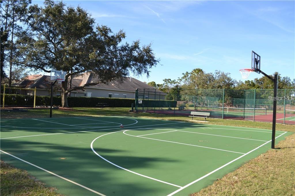 10662 WOODCHASE CIR, ORLANDO, FL, 32836