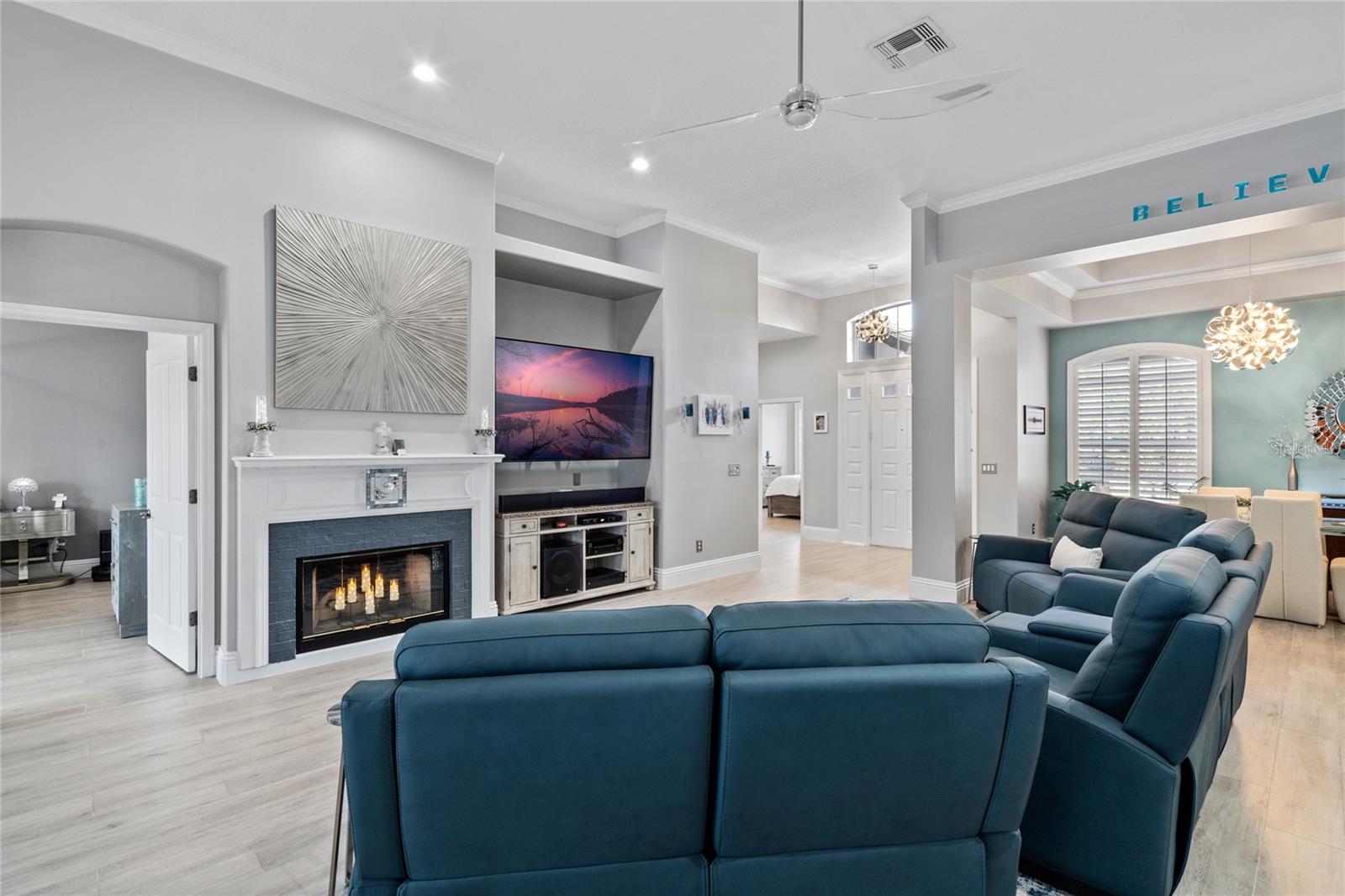 10662 WOODCHASE CIR, ORLANDO, FL, 32836