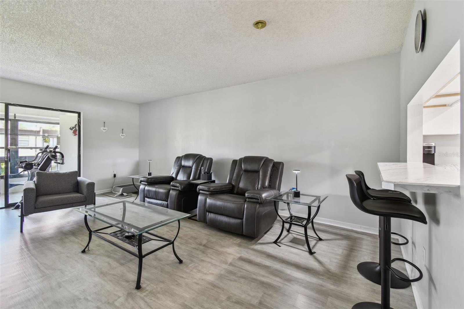 2400 WINDING CREEK BLVD #2-201, CLEARWATER, FL, 33761