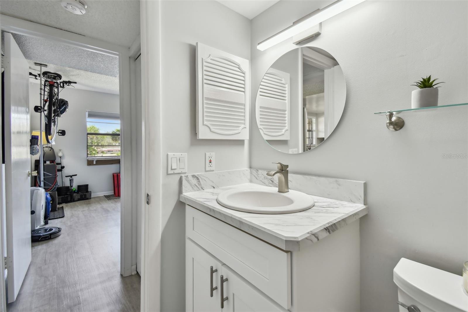 2400 WINDING CREEK BLVD #2-201, CLEARWATER, FL, 33761