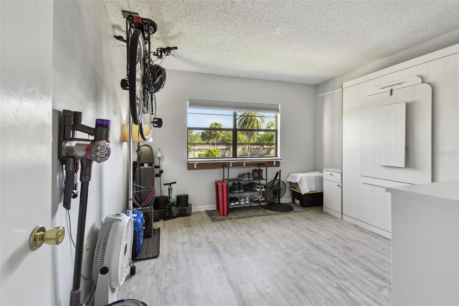 2400 WINDING CREEK BLVD #2-201, CLEARWATER, FL, 33761