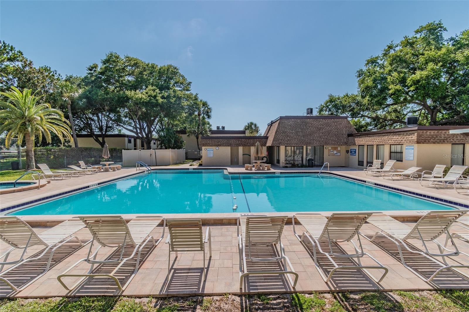 2400 WINDING CREEK BLVD #2-201, CLEARWATER, FL, 33761