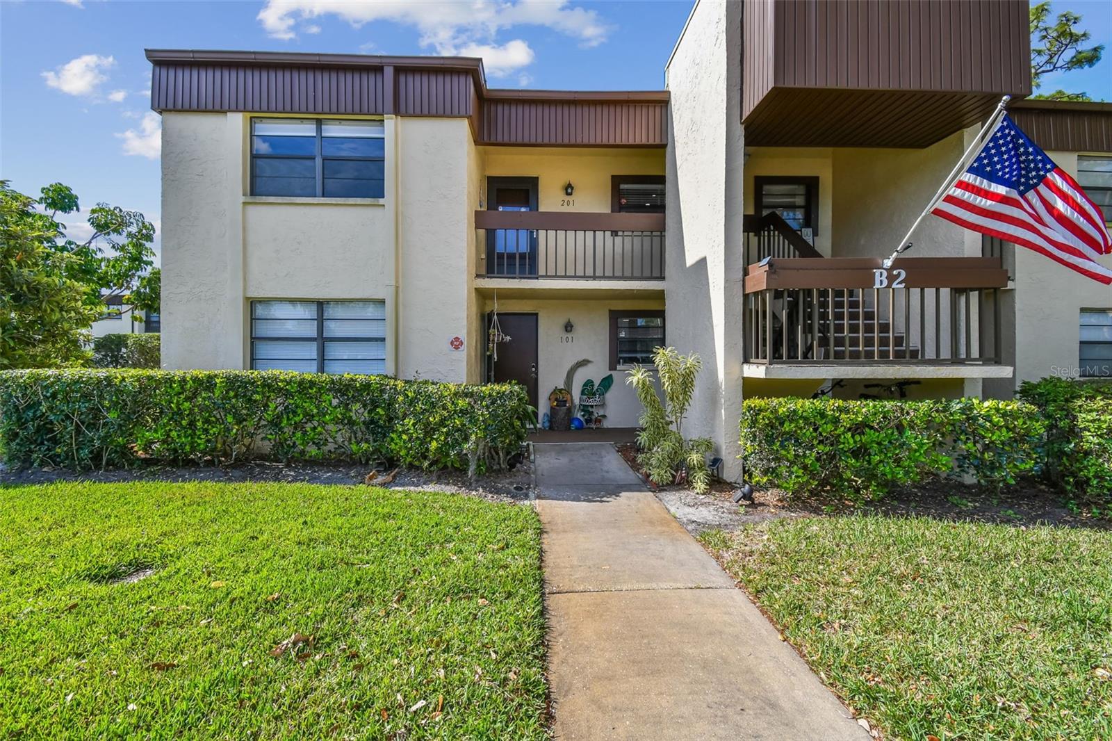 2400 WINDING CREEK BLVD #2-201, CLEARWATER, FL, 33761