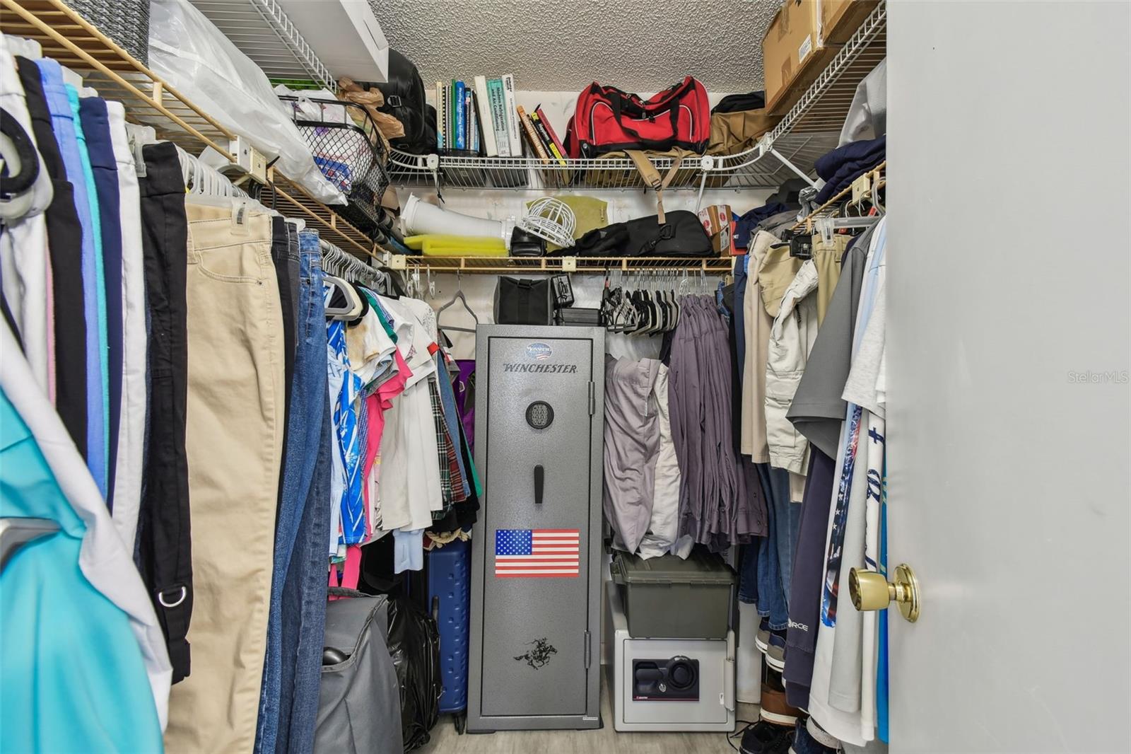 2400 WINDING CREEK BLVD #2-201, CLEARWATER, FL, 33761