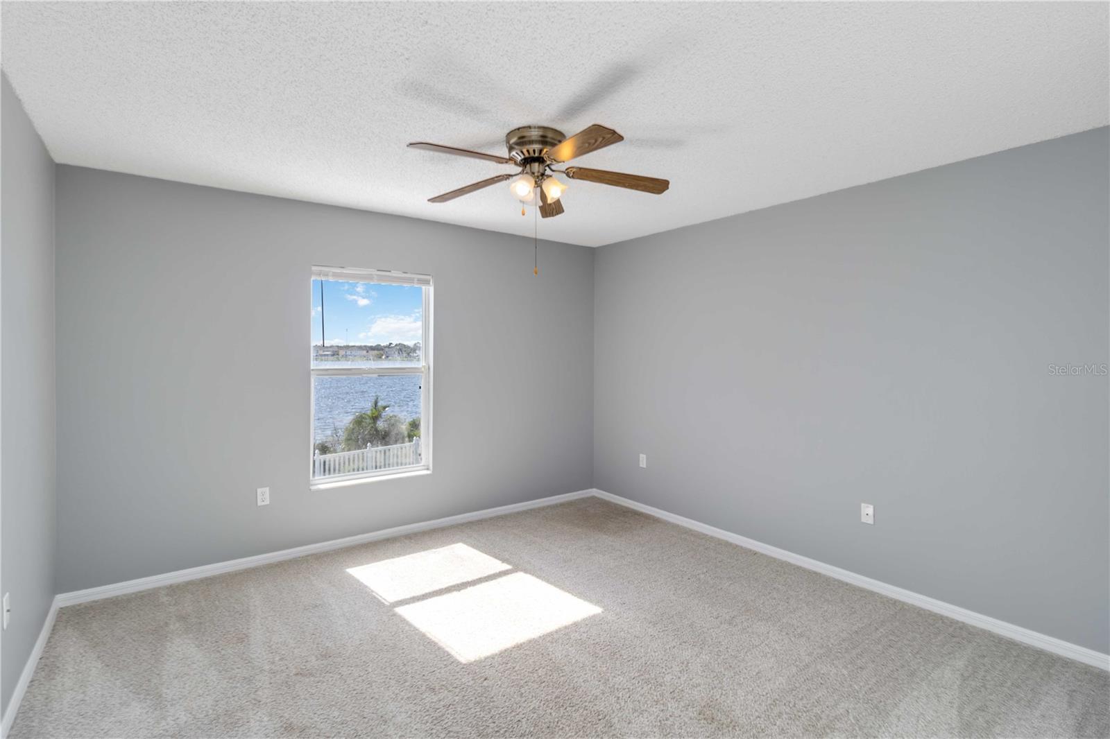 12757 LAKE VISTA DR, GIBSONTON, FL, 33534