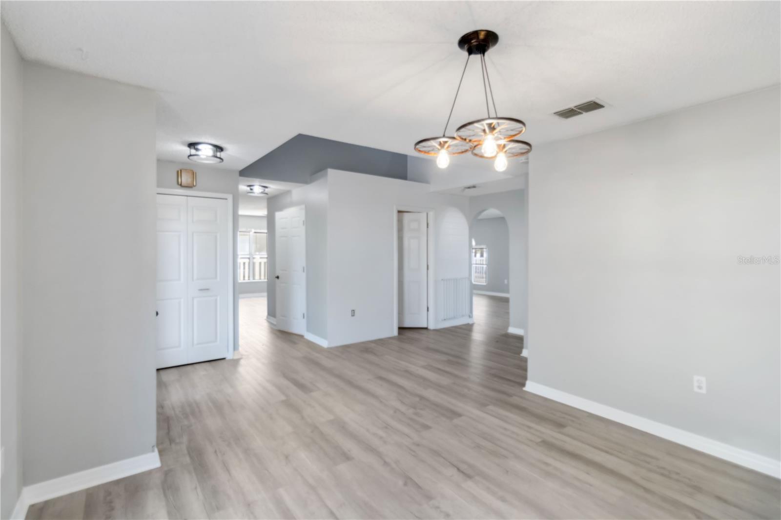 12757 LAKE VISTA DR, GIBSONTON, FL, 33534