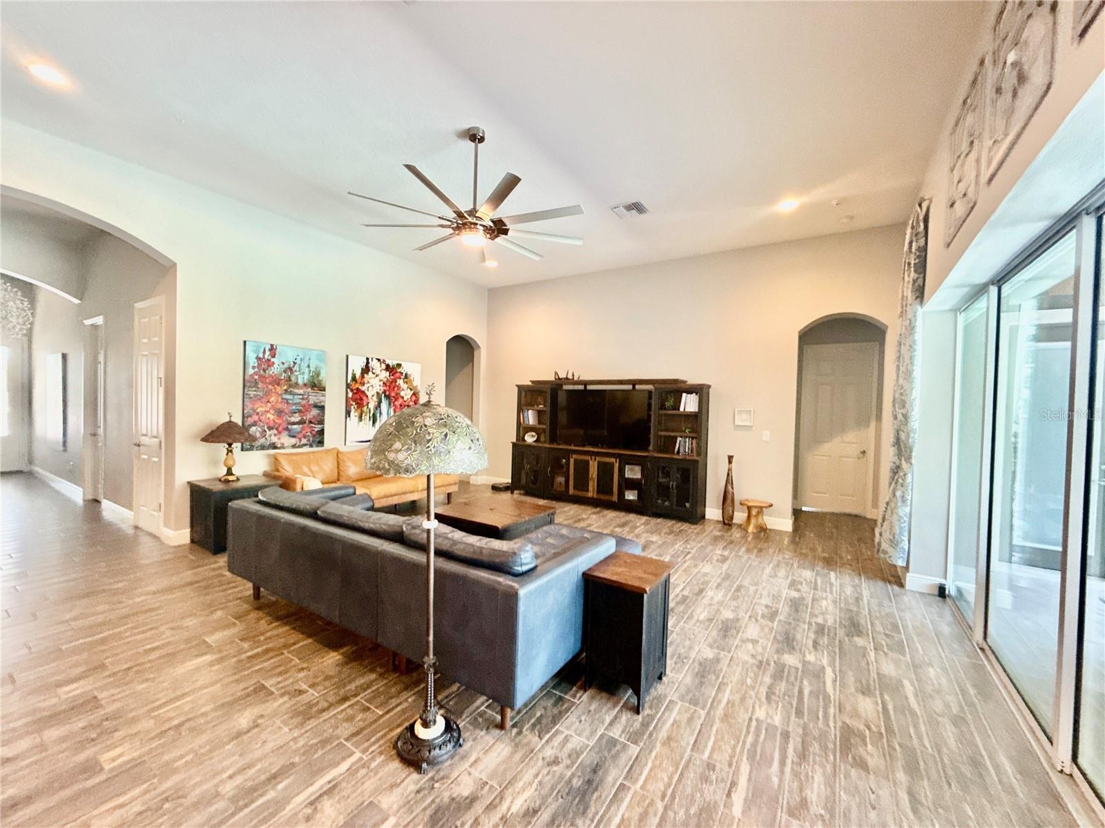 6313 BREVADA LN, APOLLO BEACH, FL, 33572