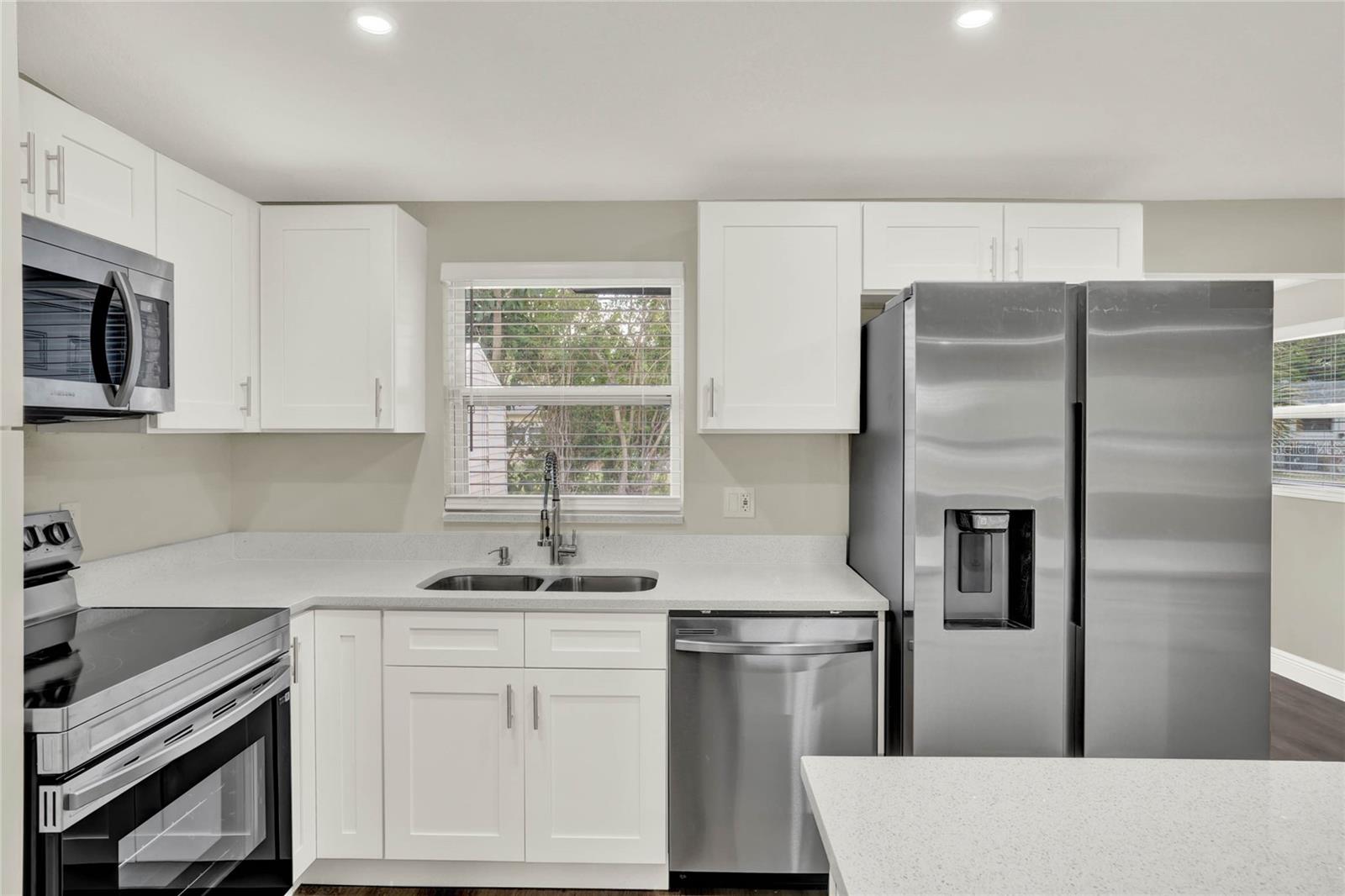 1805 KNOX AVE, SANFORD, FL, 32771