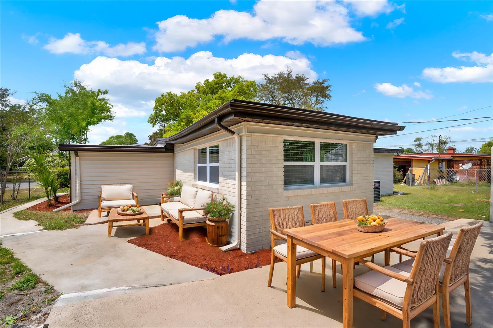 1805 KNOX AVE, SANFORD, FL, 32771