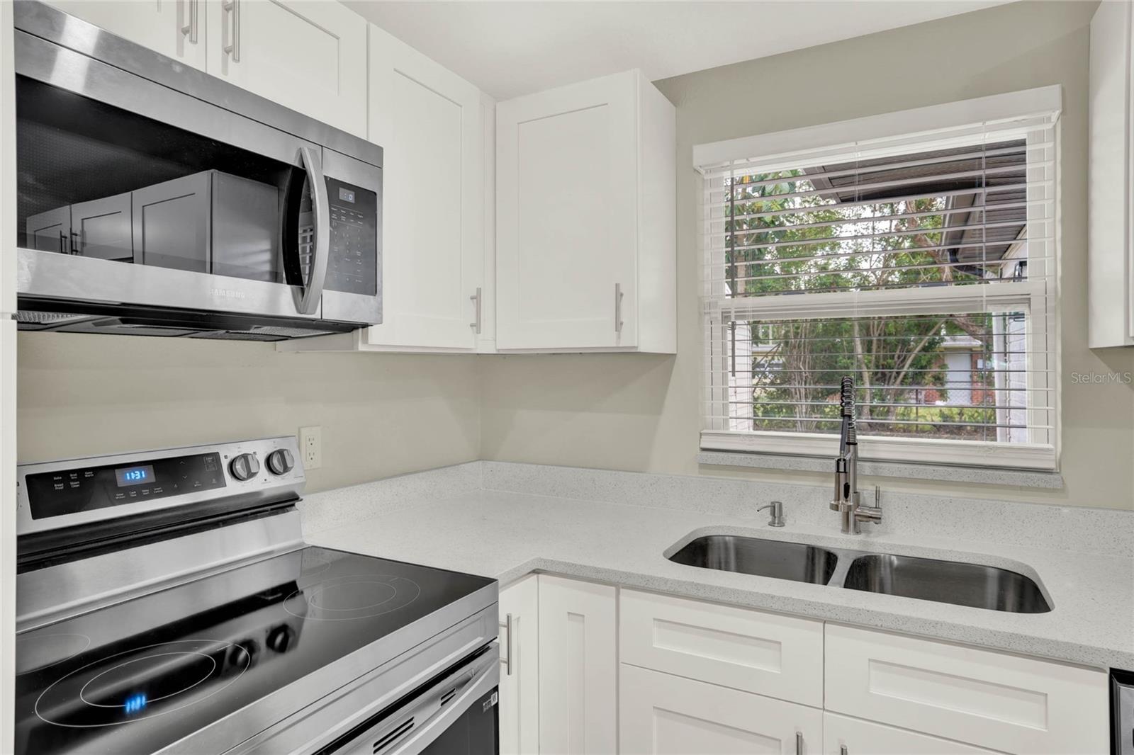 1805 KNOX AVE, SANFORD, FL, 32771