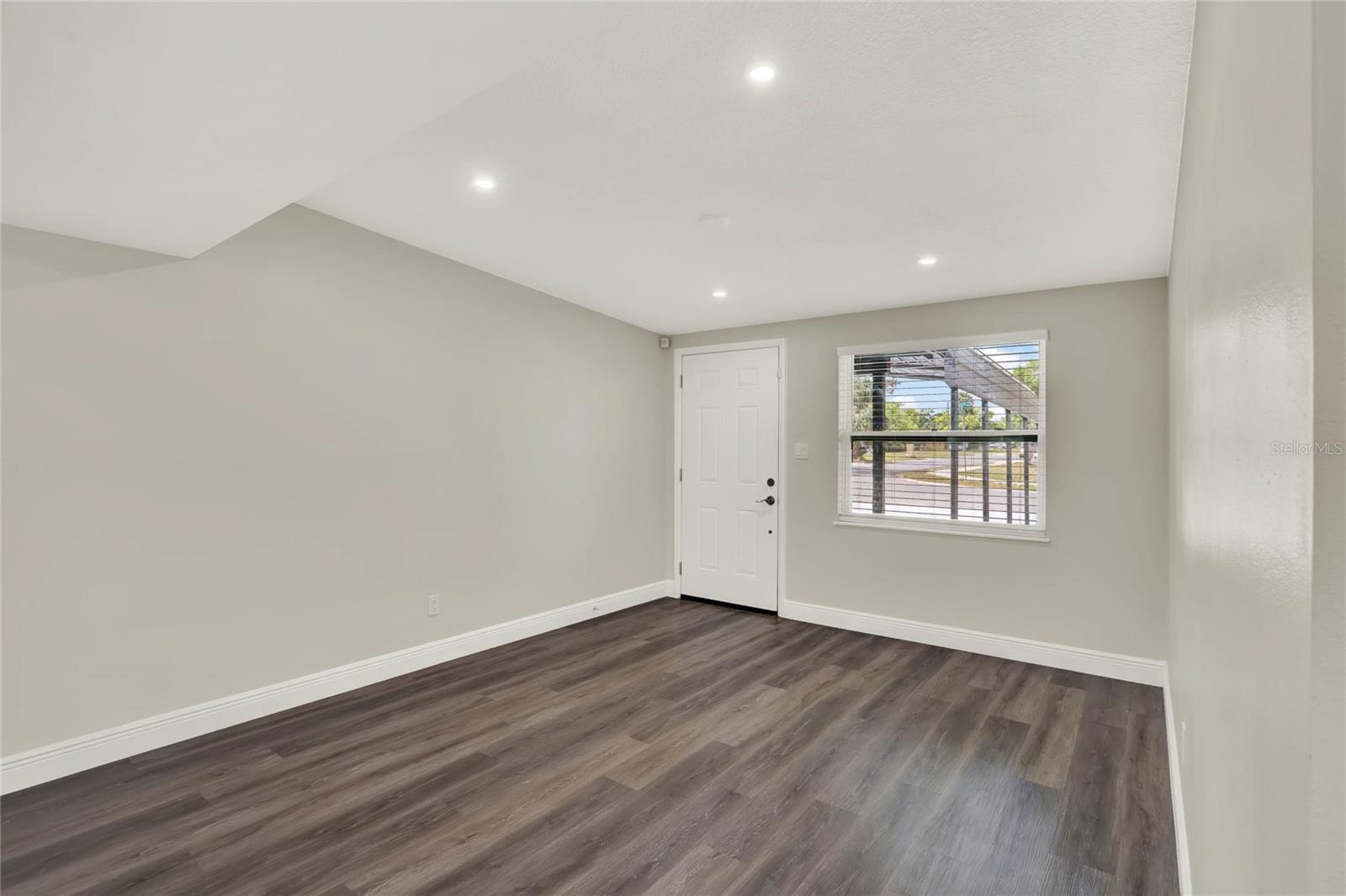 1805 KNOX AVE, SANFORD, FL, 32771