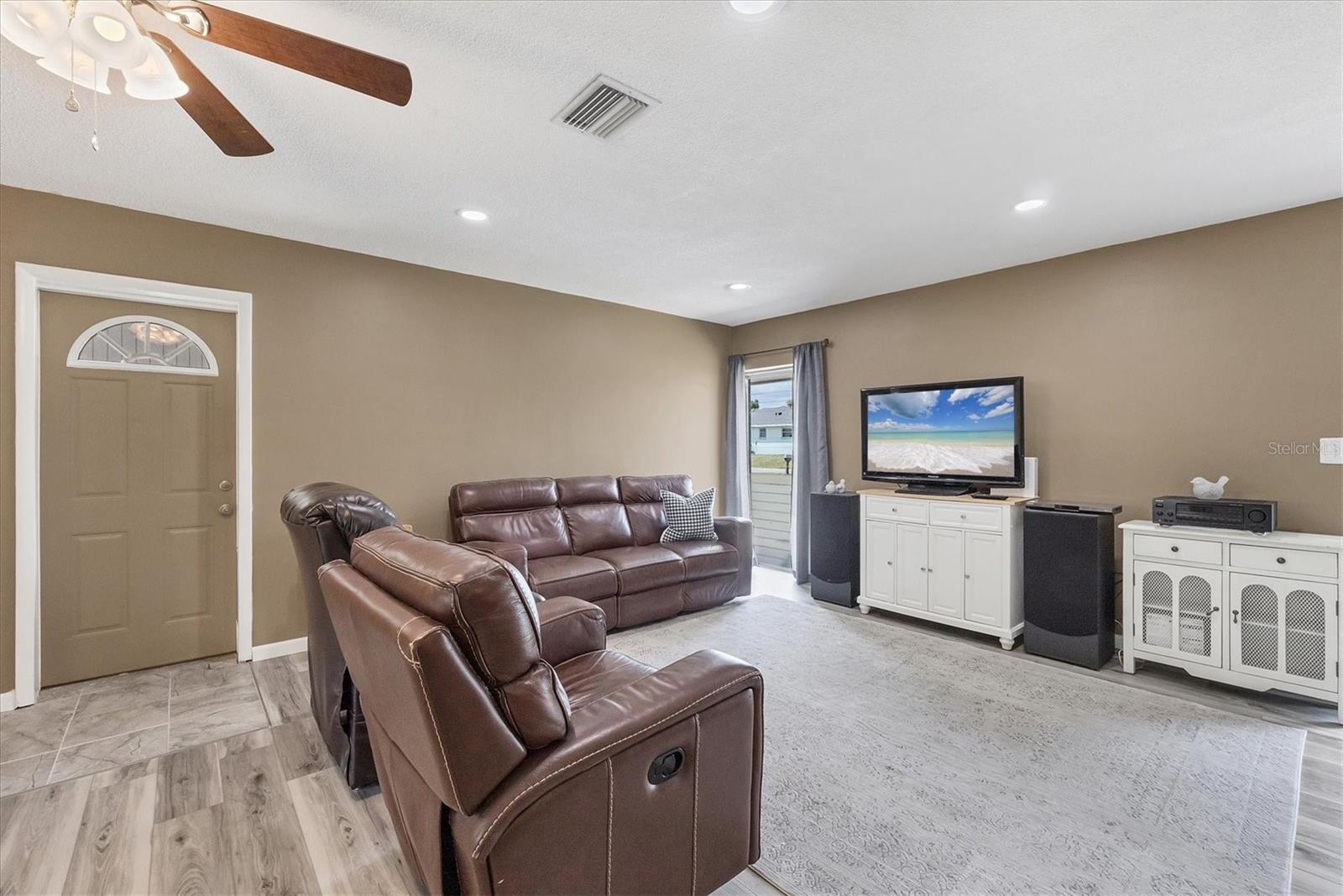 22209 BREEZESWEPT AVE, PORT CHARLOTTE, FL, 33952