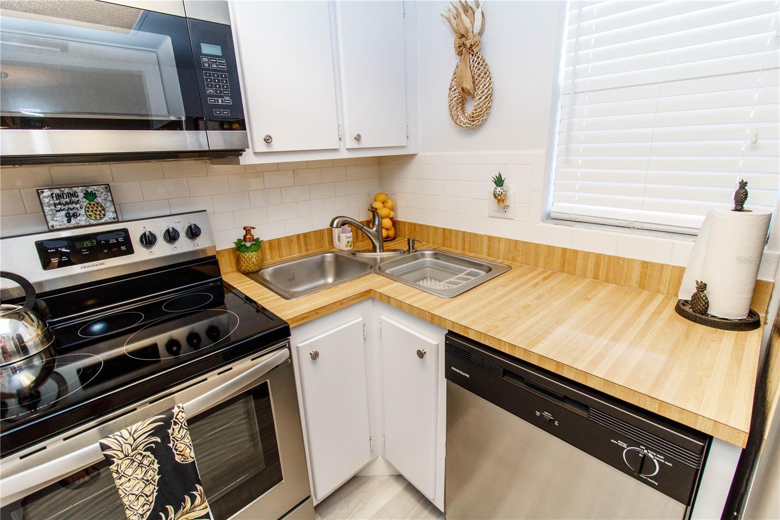 5135 GEMSTONE DR #202, NEW PORT RICHEY, FL, 34652