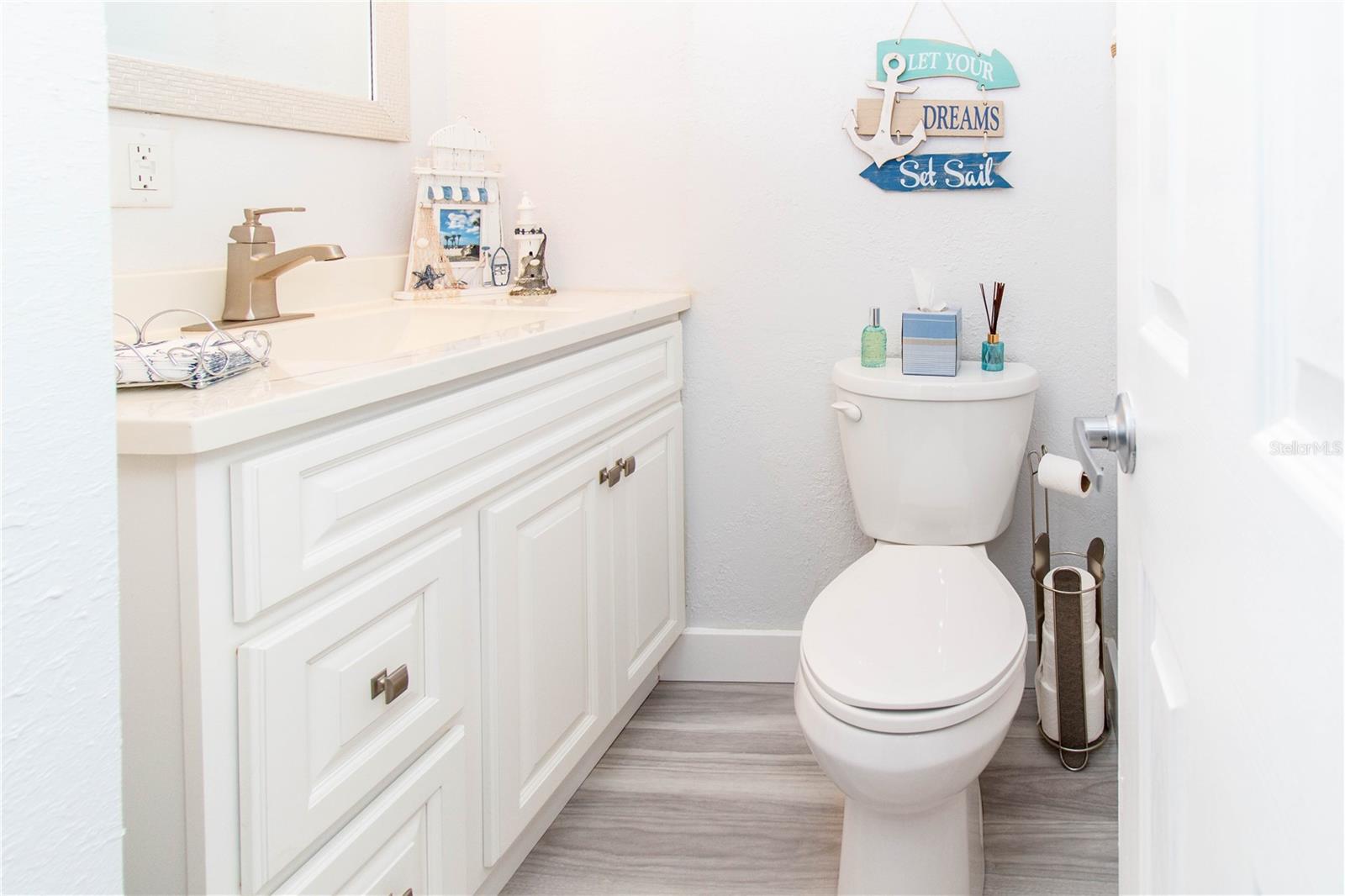 5135 GEMSTONE DR #202, NEW PORT RICHEY, FL, 34652