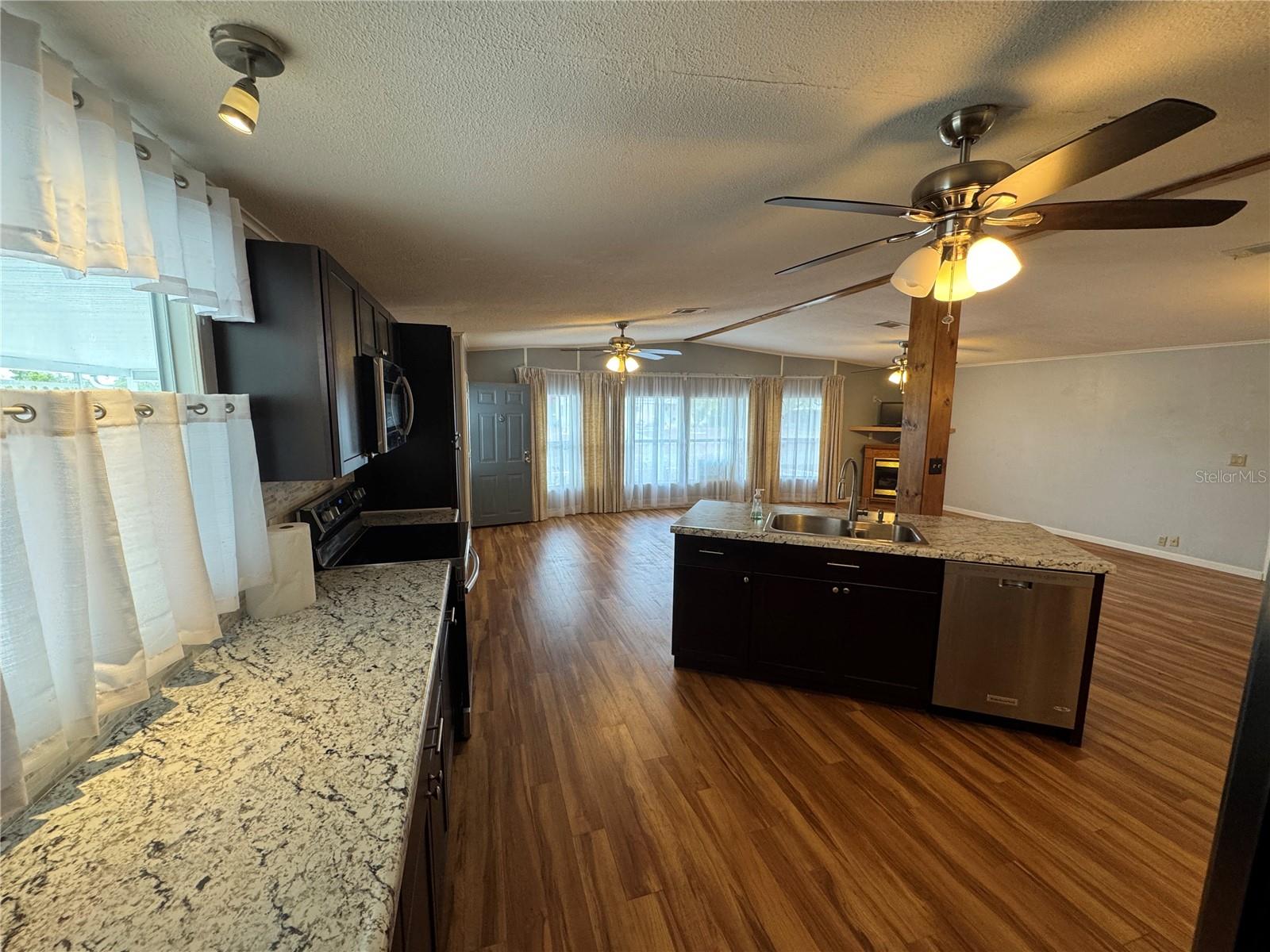 16203 BROOKRIDGE BLVD, BROOKSVILLE, FL, 34613