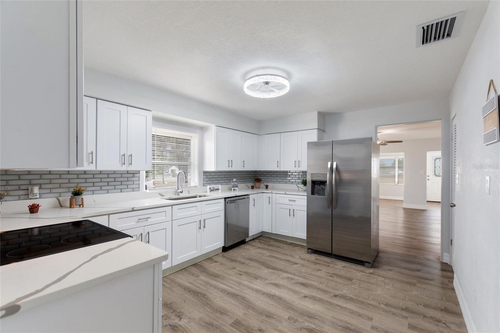 666 AVENUE B SW, WINTER HAVEN, FL, 33880