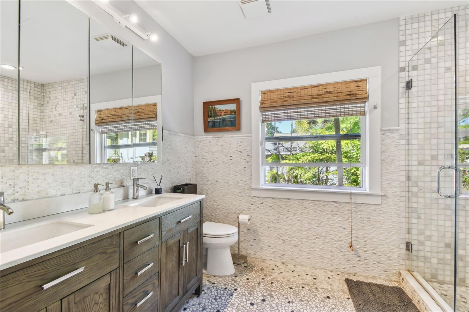 1153 BAY ST NE, ST PETERSBURG, FL, 33701