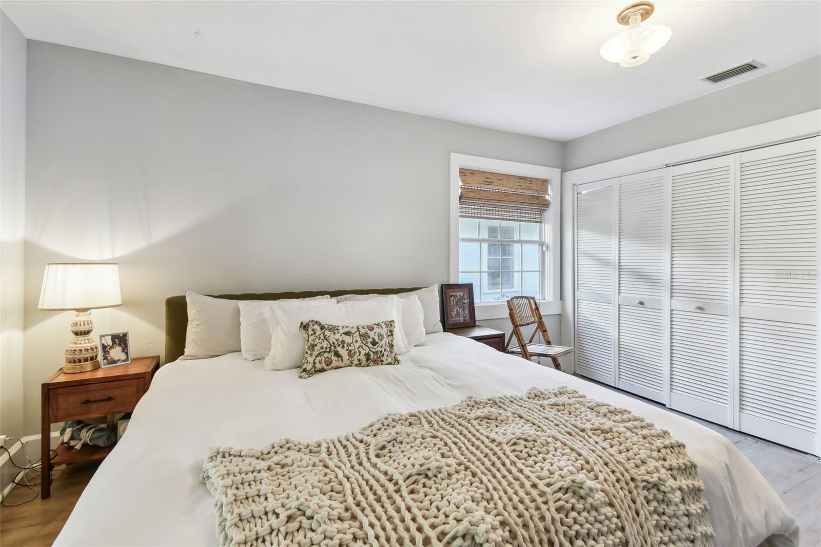 1153 BAY ST NE, ST PETERSBURG, FL, 33701