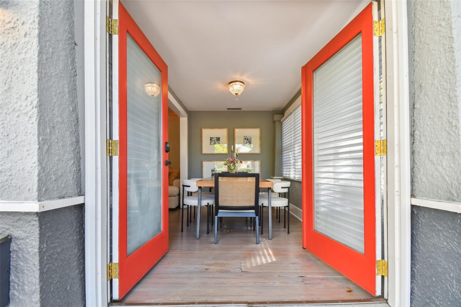 1153 BAY ST NE, ST PETERSBURG, FL, 33701