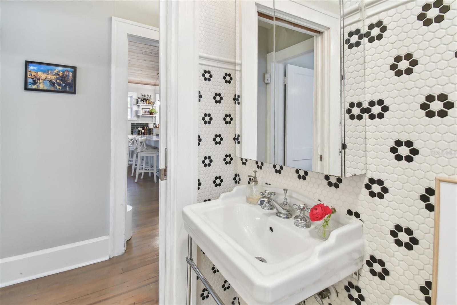 1153 BAY ST NE, ST PETERSBURG, FL, 33701