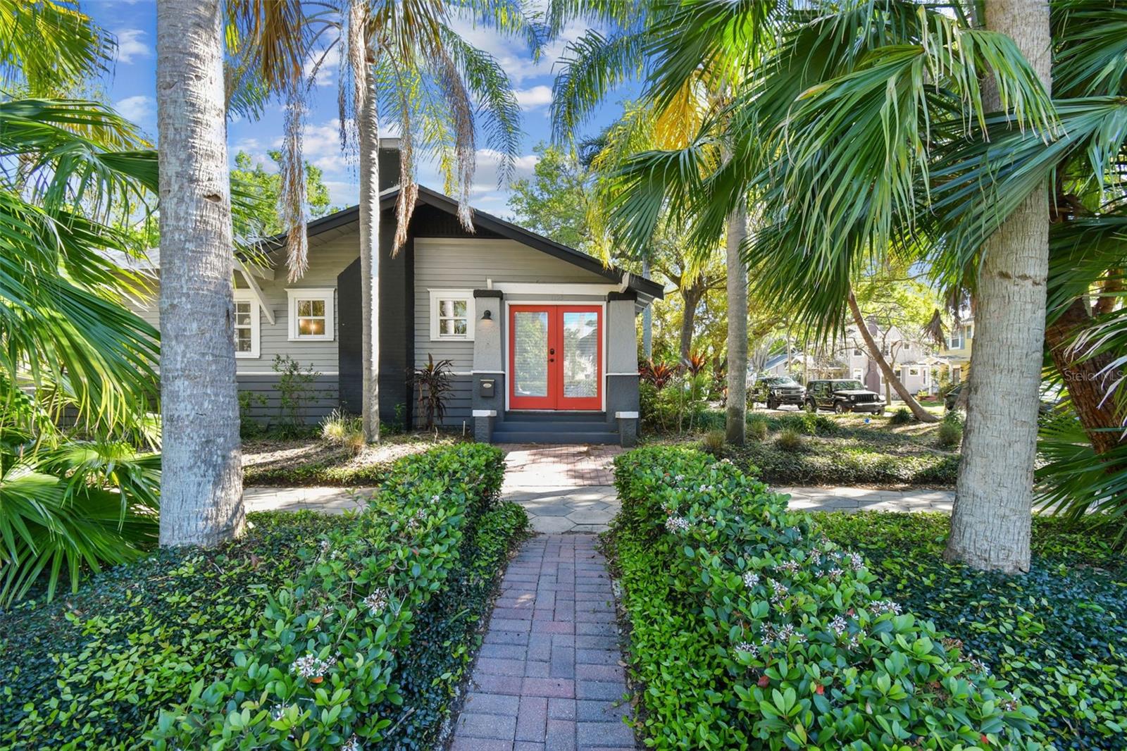 1153 BAY ST NE, ST PETERSBURG, FL, 33701