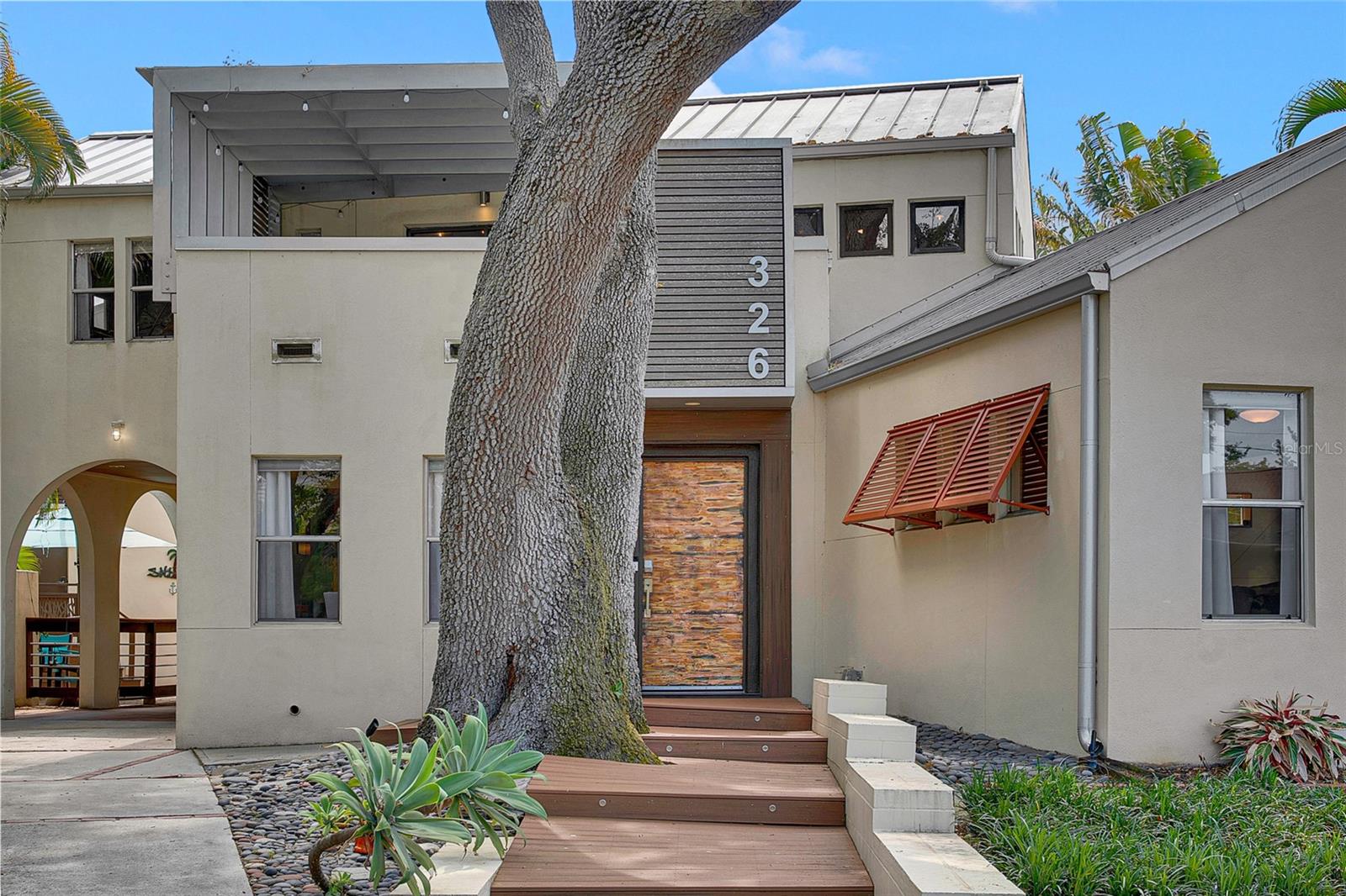 326 16TH AVE NE, ST PETERSBURG, FL, 33704