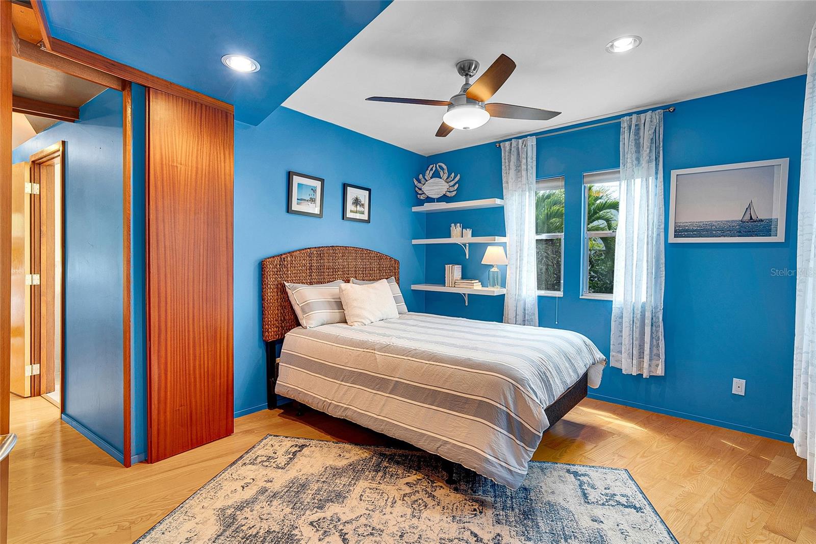 326 16TH AVE NE, ST PETERSBURG, FL, 33704