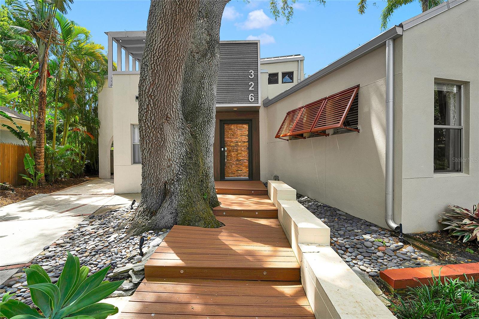 326 16TH AVE NE, ST PETERSBURG, FL, 33704