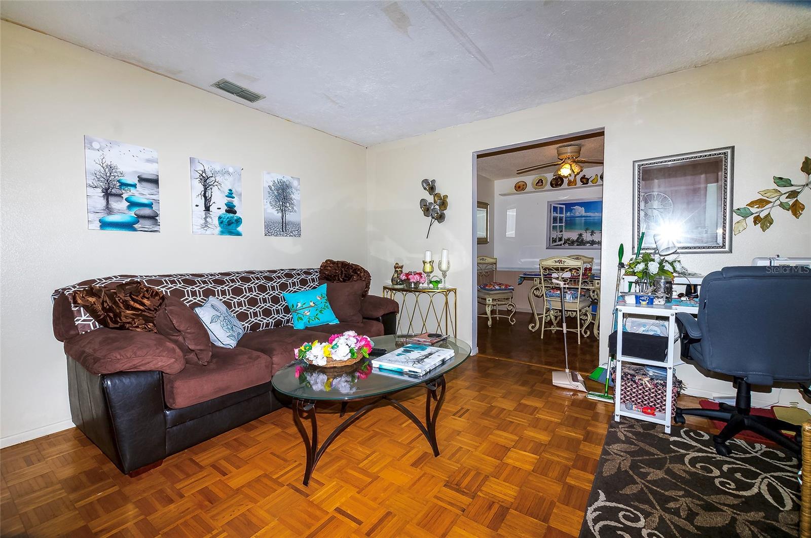 950 WINDWAY CIR, KISSIMMEE, FL, 34744