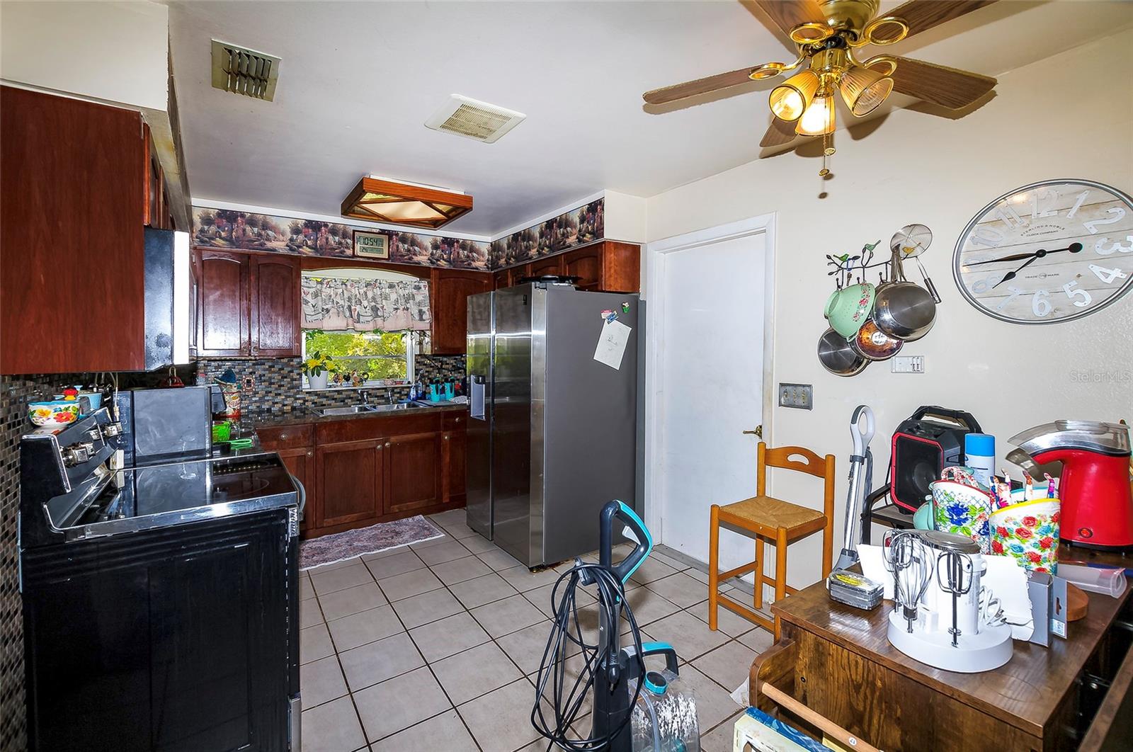 950 WINDWAY CIR, KISSIMMEE, FL, 34744