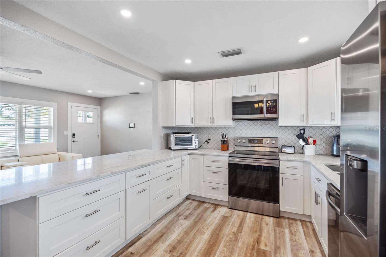 5284 36TH AVE N, ST PETERSBURG, FL, 33710