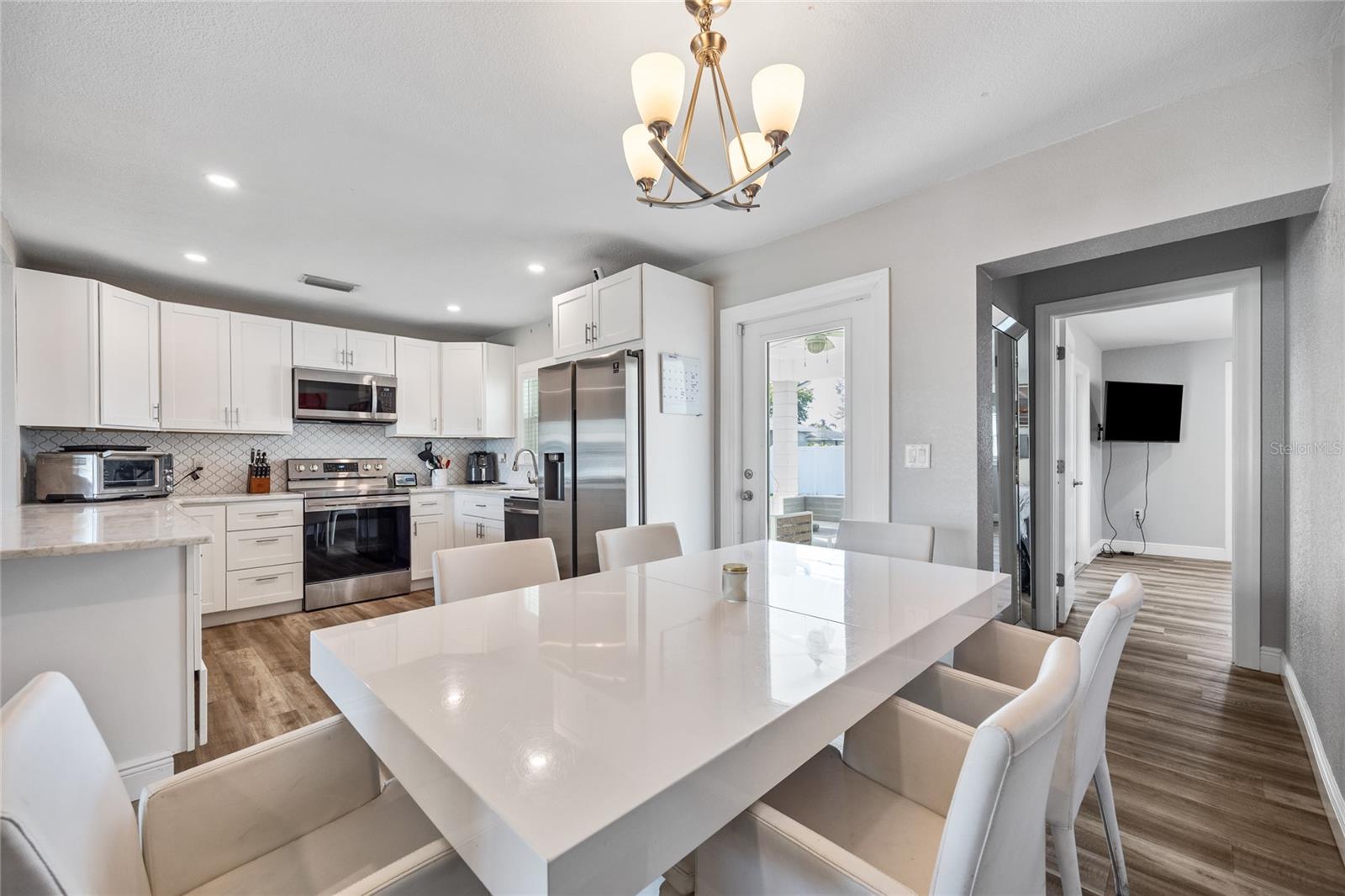 5284 36TH AVE N, ST PETERSBURG, FL, 33710