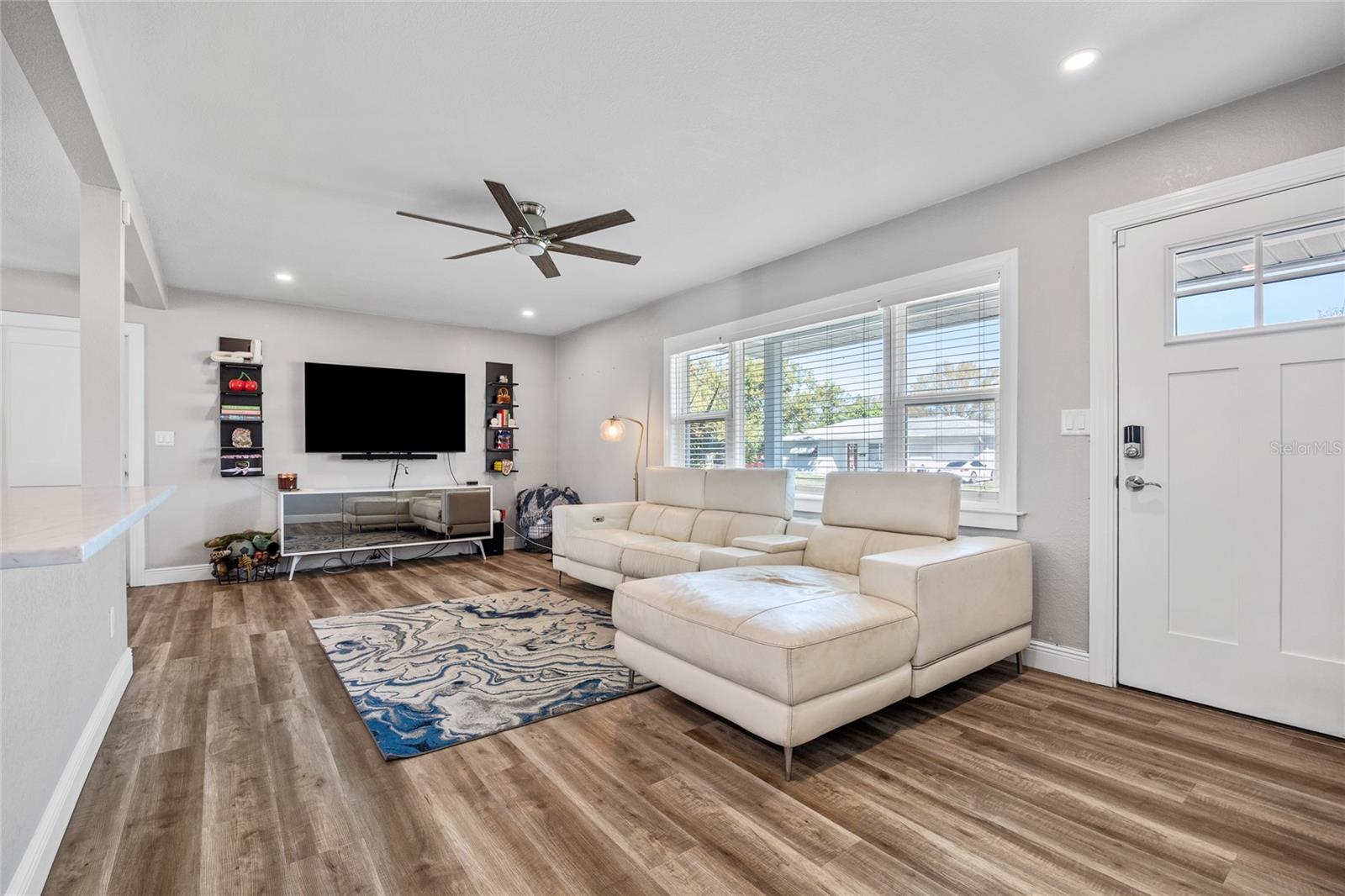 5284 36TH AVE N, ST PETERSBURG, FL, 33710