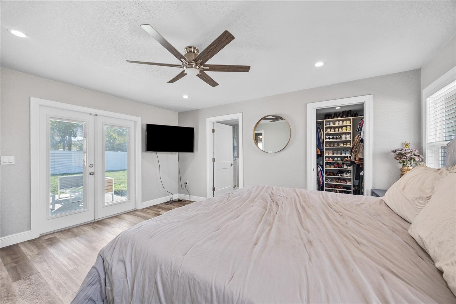 5284 36TH AVE N, ST PETERSBURG, FL, 33710