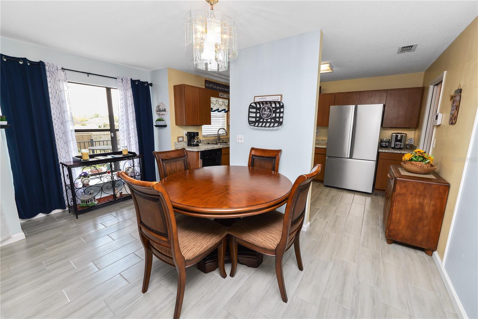 6732 LEMON TREE DR, LAKELAND, FL, 33813