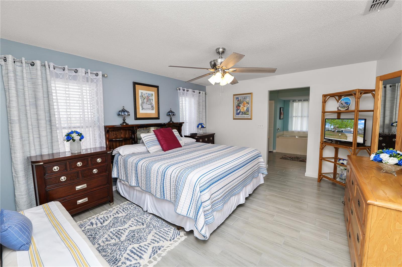 6732 LEMON TREE DR, LAKELAND, FL, 33813