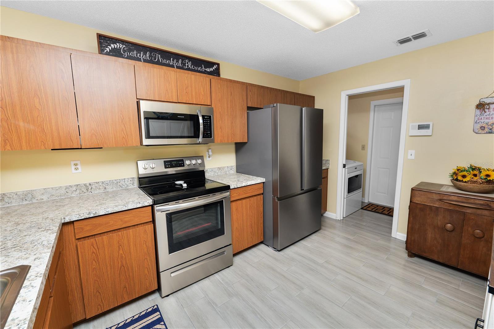 6732 LEMON TREE DR, LAKELAND, FL, 33813