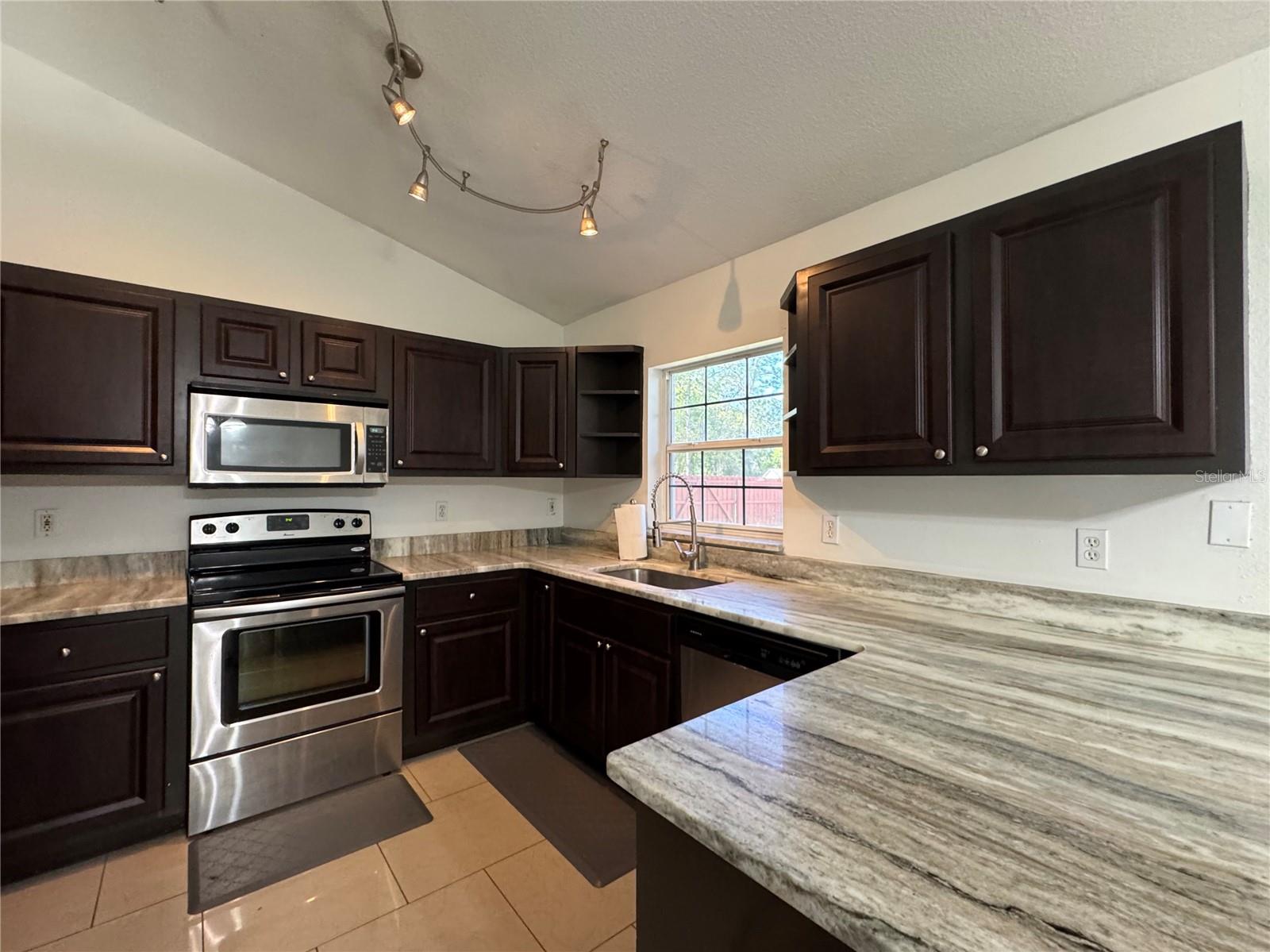 2 PECAN PASS CRSE, OCALA, FL, 34472